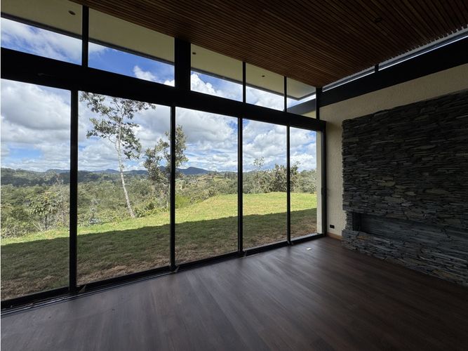 Casa de 5 alcobas en venta en Pantanillo, El Retiro, 320 m² · foto 6 de 22
