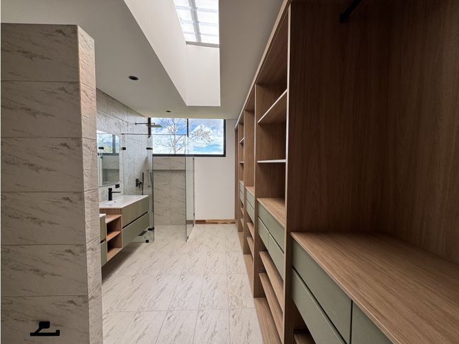 Casa de 5 alcobas en venta en Pantanillo, El Retiro, 320 m² · foto 9 de 22