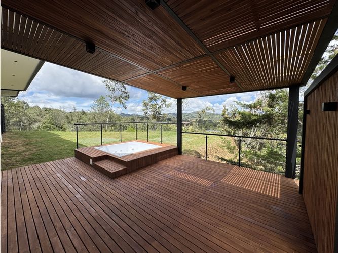 Casa de 5 alcobas en venta en Pantanillo, El Retiro, 320 m² · foto 16 de 22