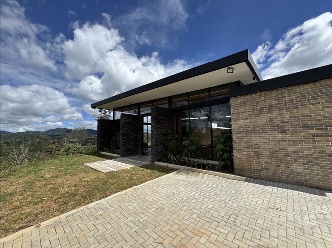 Casa de 5 alcobas en venta en Pantanillo, El Retiro, 320 m² · foto 20 de 22