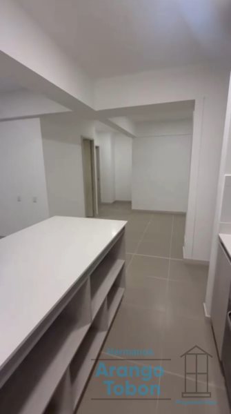 Apartamento en arriendo en Ciudad Del Río, Medellín · foto 14 de 17