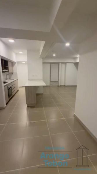 Apartamento en arriendo en Ciudad Del Río, Medellín · foto 17 de 17