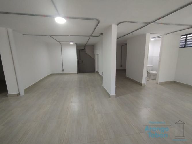 Local en arriendo en Conquistadores, Medellín, 70 m² · foto 4 de 14