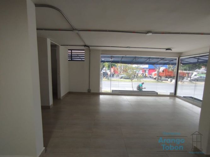 Local en arriendo en Conquistadores, Medellín, 70 m² · foto 5 de 14