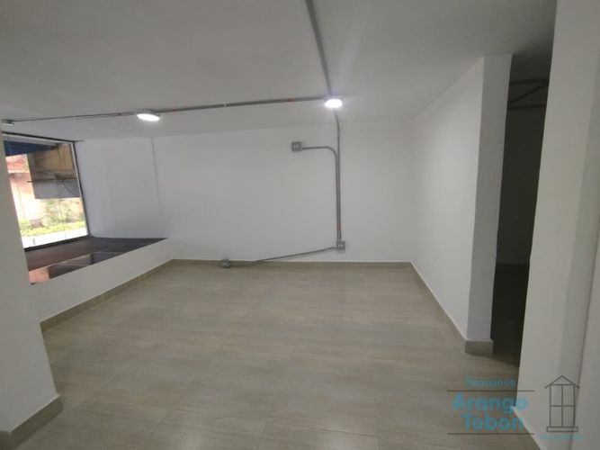 Local en arriendo en Conquistadores, Medellín, 70 m² · foto 6 de 14