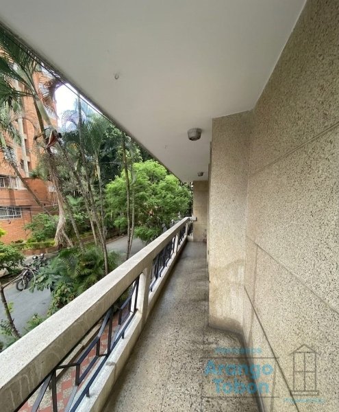 Casa en Arriendo en Laureles, Medellín