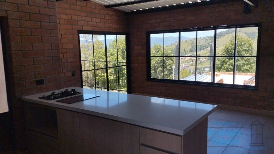 Apartaestudio en arriendo en San Cristobal, Medellín, 70 m² · foto 2 de 8