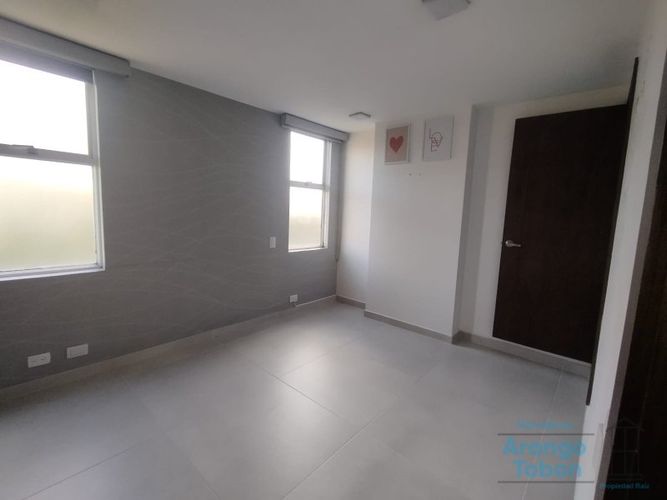 Apartamento de 3 alcobas en arriendo en La Pilarica, Medellín, 107 m² · foto 7 de 19