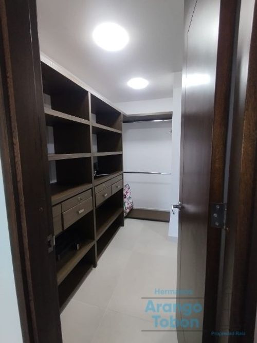 Apartamento de 3 alcobas en arriendo en La Pilarica, Medellín, 107 m² · foto 11 de 19