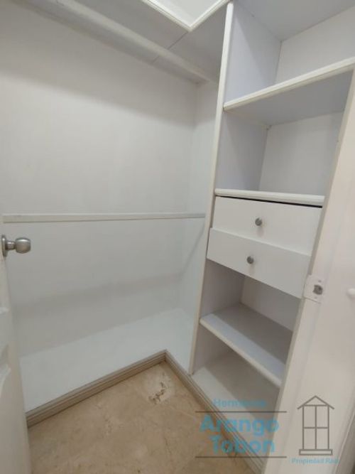Apartamento de 3 alcobas en arriendo en San Joaquín, Medellín, 182 m² · foto 22 de 24