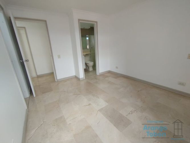 Apartamento de 3 alcobas en arriendo en San Joaquín, Medellín, 182 m² · foto 23 de 24