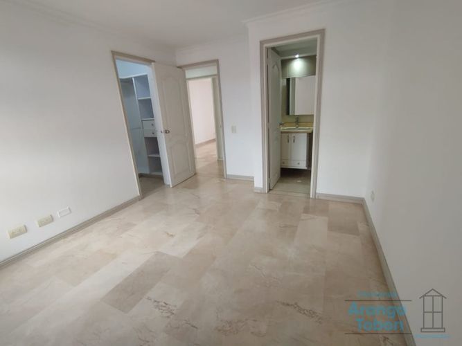Apartamento de 3 alcobas en arriendo en San Joaquín, Medellín, 182 m² · foto 24 de 24