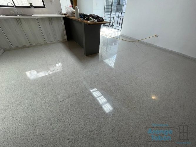 Casa de 5 alcobas en arriendo en Laureles, Medellín, 324 m² · foto 6 de 20