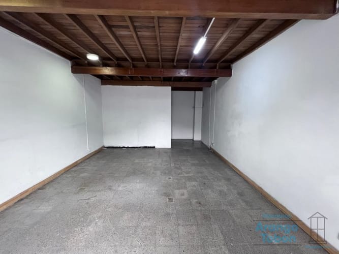 Local en arriendo en U.D. Atanasio Girardot, Medellín, 70 m² · foto 3 de 11
