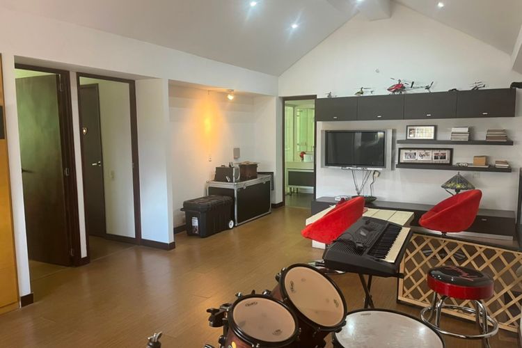 Apartamento de 4 alcobas en venta en La Florida, Medellín, 305 m² · foto 11 de 19