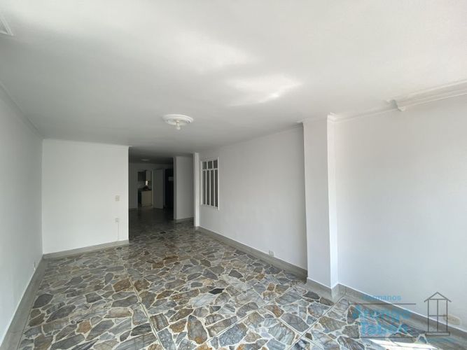 Apartamento en venta en Conquistadores, Medellín · foto 2 de 20