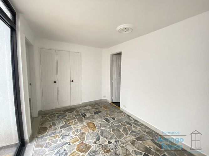 Apartamento en venta en Conquistadores, Medellín · foto 7 de 20