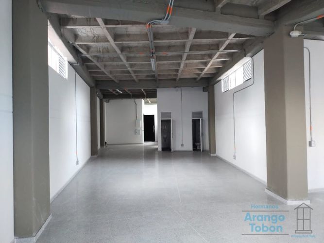 Bodega en arriendo en Belén San Bernardo, Medellín, 200 m² · foto 6 de 19