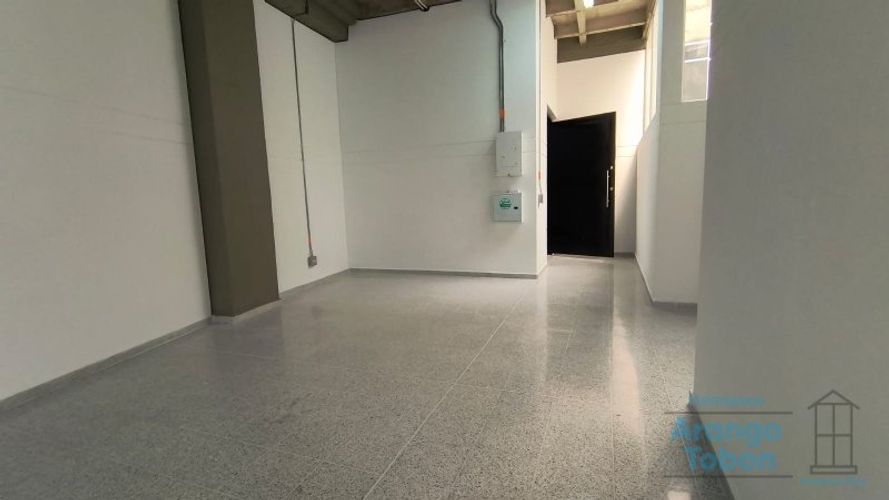 Bodega en arriendo en Belén San Bernardo, Medellín, 200 m² · foto 8 de 19