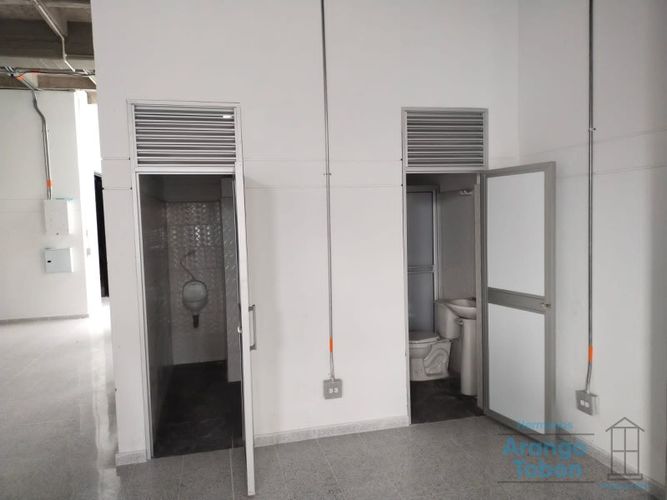 Bodega en arriendo en Belén San Bernardo, Medellín, 200 m² · foto 11 de 19