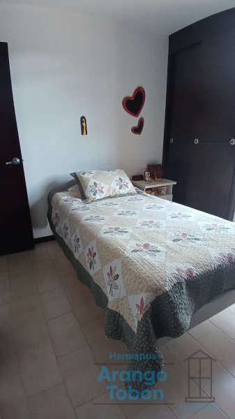 Apartamento en venta en Simon Bolivar, Medellín · foto 13 de 24