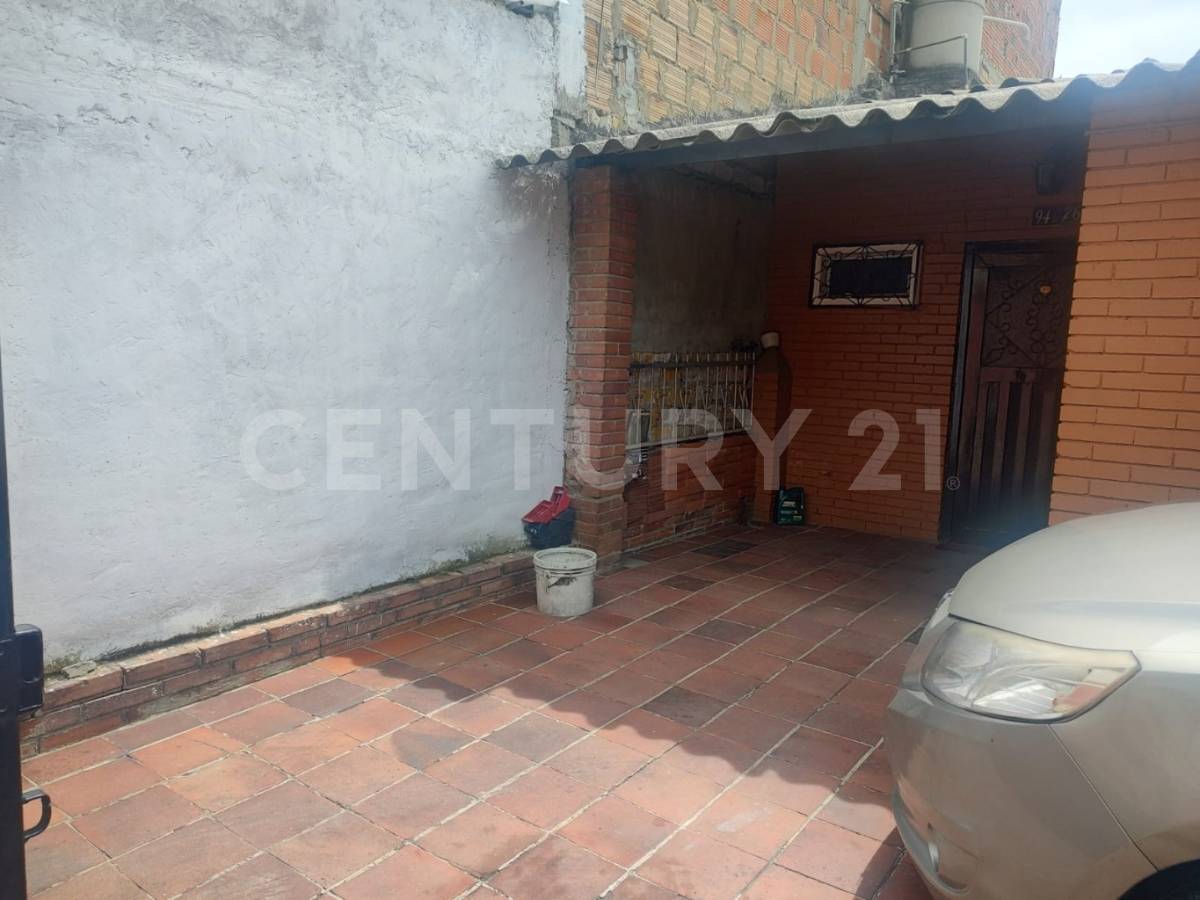 Casa en venta en Santa Rosita, Bogotá · foto 2 de 16