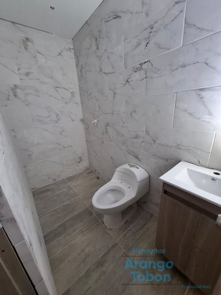 Local en arriendo en La America, Medellín, 178 m² · foto 5 de 5