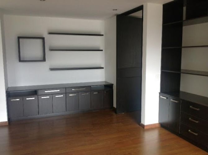 Casa de 5 alcobas en venta en Montana, Sopó, 475 m² · foto 4 de 15