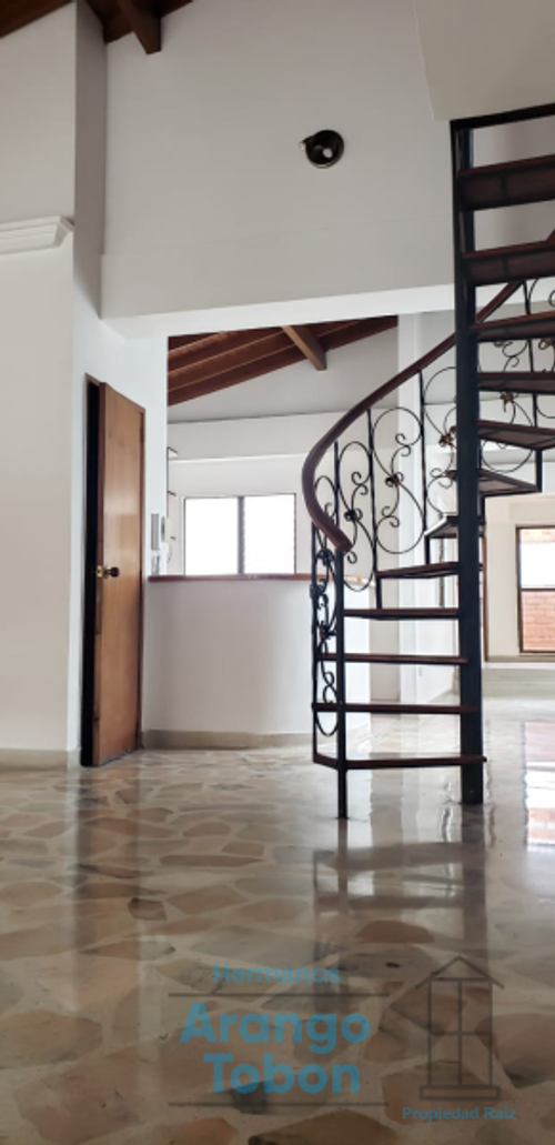 Apartamento en venta en Calasanz, Medellín · foto 6 de 23