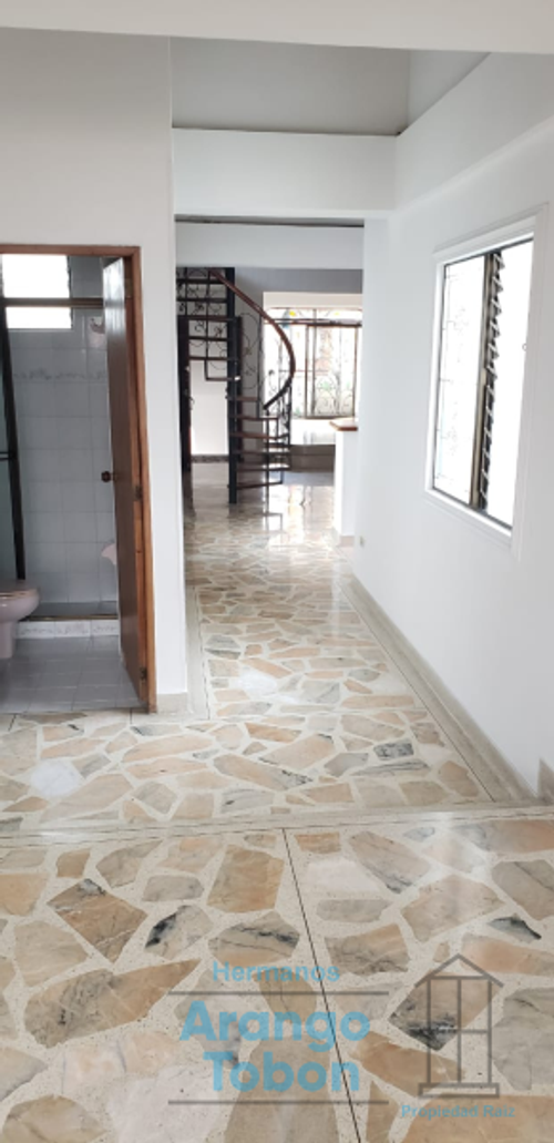 Apartamento en venta en Calasanz, Medellín · foto 7 de 23