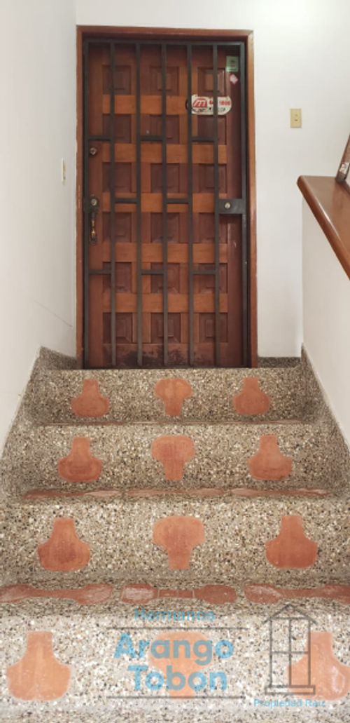 Apartamento en venta en Calasanz, Medellín · foto 8 de 23