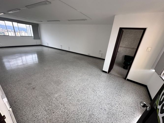 Oficina en arriendo en Centro, Bucaramanga, 47 m² · foto 3 de 5
