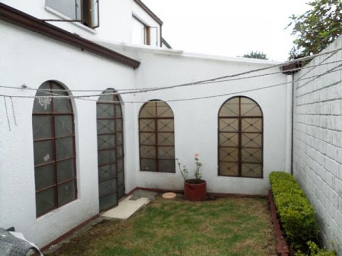 Casa de 4 alcobas en venta en Pontevedra, Bogotá, 296 m² · foto 2 de 23