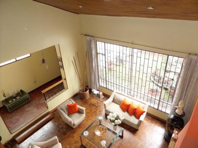 Casa de 4 alcobas en venta en Pontevedra, Bogotá, 296 m² · foto 11 de 23