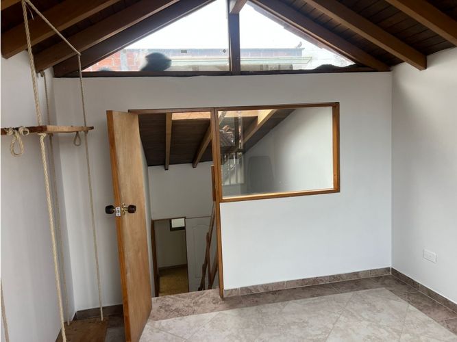 Casa de 7 alcobas en venta en San Antonio De Pereira, Rionegro, 300 m² · foto 12 de 24