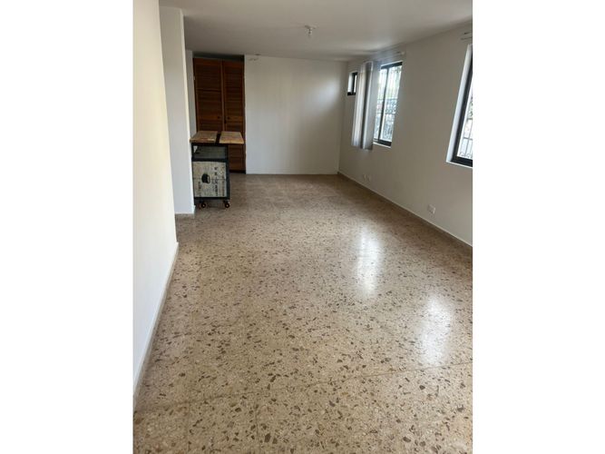 Casa de 7 alcobas en venta en San Antonio De Pereira, Rionegro, 300 m² · foto 8 de 24