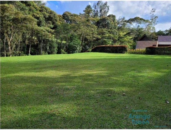 Lote en venta en Pantanillo, El Retiro, 2041 m² · foto 5 de 11