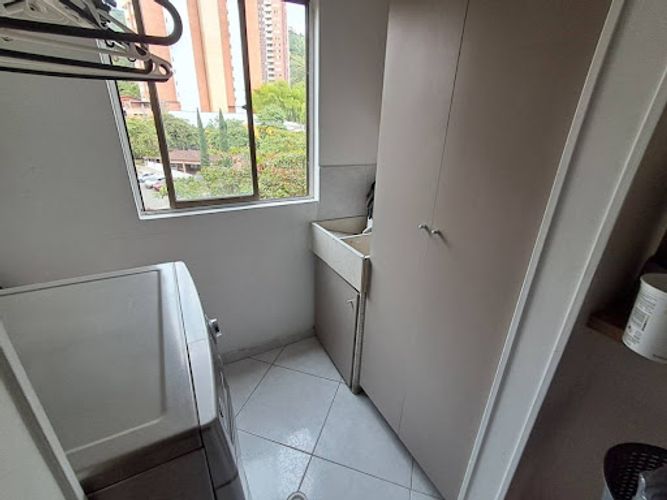 Apartamento de 1 alcoba en arriendo en Loma Del Barro, Sabaneta, 76 m² · foto 3 de 24