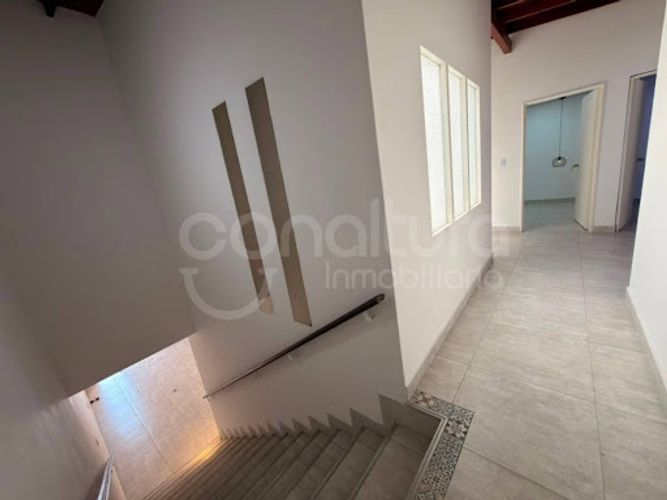 Casa de 10 alcobas en venta en Los Colores, Medellín, 213 m² · foto 7 de 24