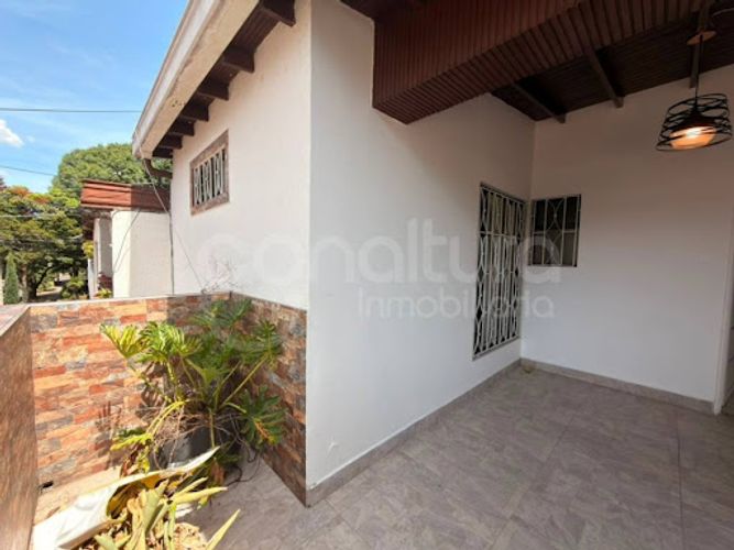 Casa de 10 alcobas en venta en Los Colores, Medellín, 213 m² · foto 22 de 24