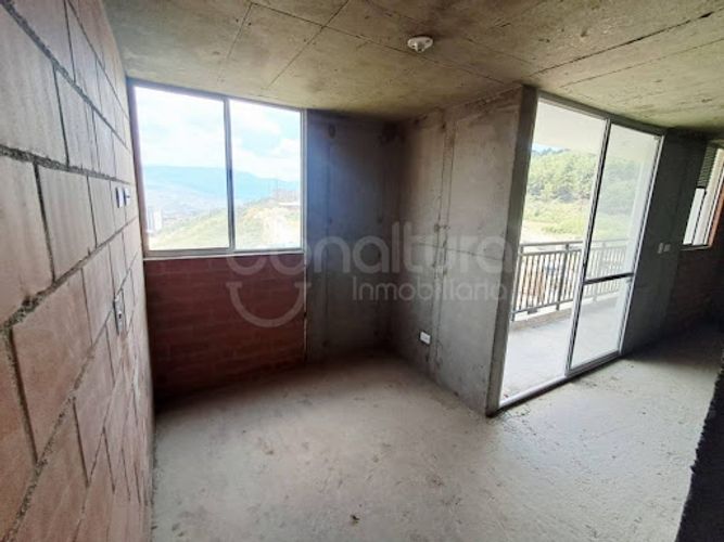 Apartamento de 2 alcobas en venta en Santa Ana, Bello, 63 m² · foto 9 de 20