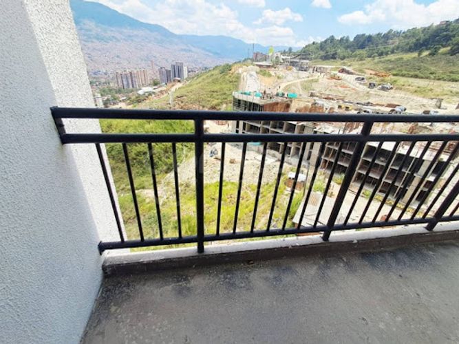 Apartamento de 2 alcobas en venta en Santa Ana, Bello, 63 m² · foto 16 de 20