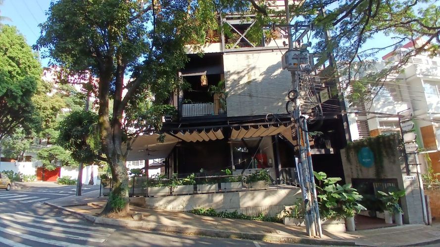 Edificio en venta en Granada, Cali, 987 m² · foto 13 de 14
