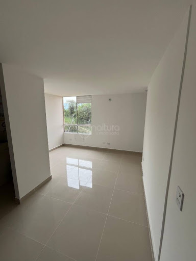 Apartamento en venta en San Antonio De Prado, Medellín · foto 2 de 14