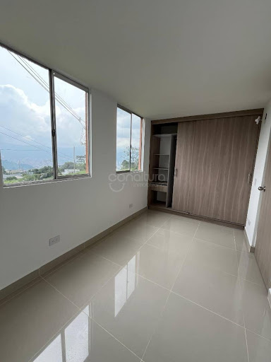 Apartamento en venta en San Antonio De Prado, Medellín · foto 5 de 14