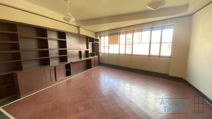 Local en venta en Media Luna, Medellín, 92 m² · foto 3 de 11