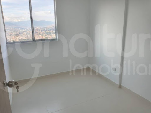 Apartamento en venta en La Mina, Envigado · foto 4 de 10