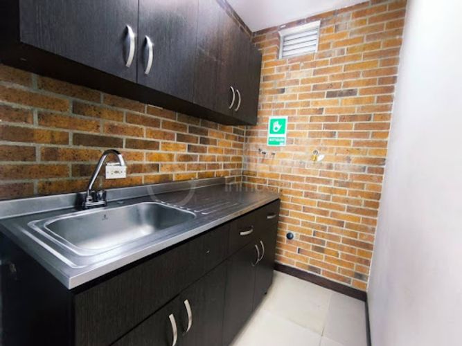 Oficina en arriendo en Vía Las Palmas, Medellín, 60 m² · foto 2 de 8