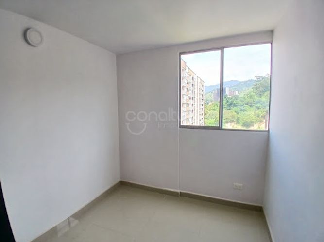 Apartamento en venta en Zona Rural, Itagüí · foto 12 de 16