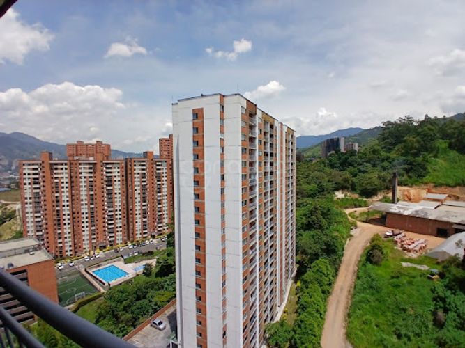 Apartamento en venta en Zona Rural, Itagüí · foto 16 de 16